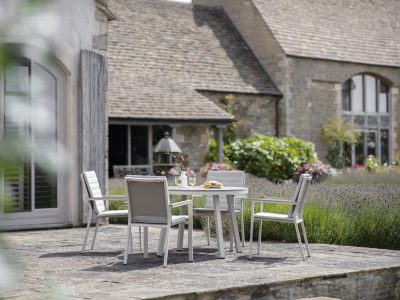 X25ZRM01_Zurich 110cm Round Tree-Free Table with 4 Chairs, Parasol & Base - Mocha_1 X25ZRM01_Zurich 110cm Round Tree-Free Table with 4 Chairs, Parasol & Base - Mocha_1